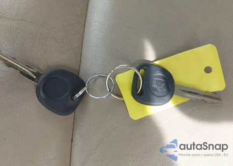 2006 Saturn Ion 3 from USA, damaged, VIN 1G8AL55F26Z122296